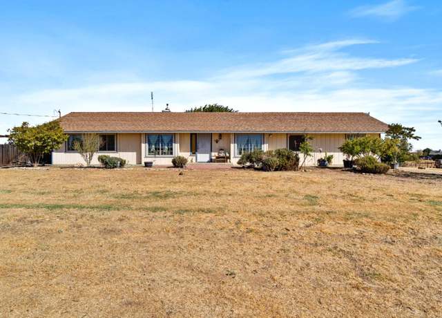 Property at 17363 Benecia Rd, Madera, CA 93636, 4 beds, 2 baths