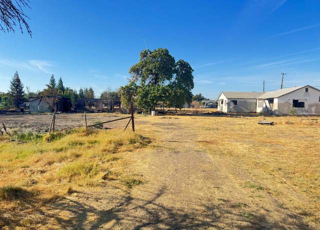 Property at 12574 Avenue 408, Cutler, CA 93615, 3 beds, 2 baths