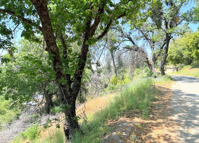 Property at 38113 Peterson Rd, Auberry, CA 93602