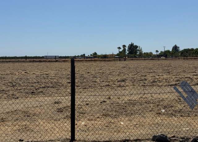 Property at 19540 W Central Ave, Kerman, CA 93630