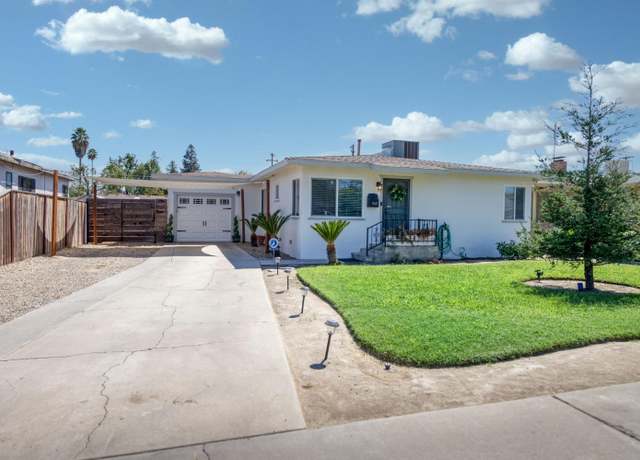 Property at 15449 W D St, Kerman, CA 93630, 3 beds, 1 bath