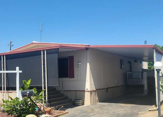 Property at 1724 Minnewawa Ave #139, Clovis, CA 93612, 2 beds, 2 baths