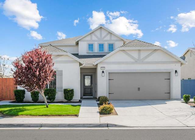 Property at 5986 E Pitt Ave, Fresno, CA 93727, 4 beds, 3.5 baths
