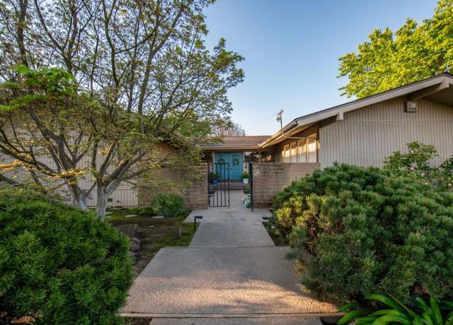 Property at 1387 W Sample Way, Fresno, CA 93711, 3 beds, 2.5 baths