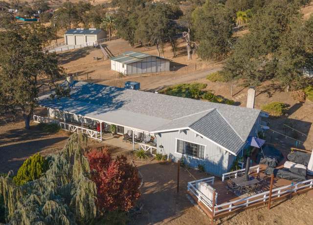 Property at 6652 Lupine Dr, Sanger, CA 93657, 3 beds, 2 baths