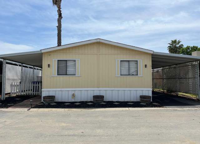 Property at 860 E Grangeville Blvd #153, Hanford, CA 93230, 3 beds, 2 baths