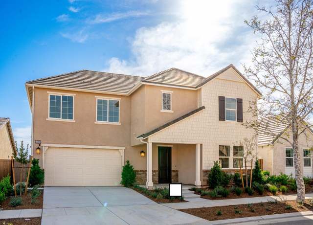 Property at 1200 Wildflower Dr, Madera, CA 93636, 4 beds, 3.5 baths