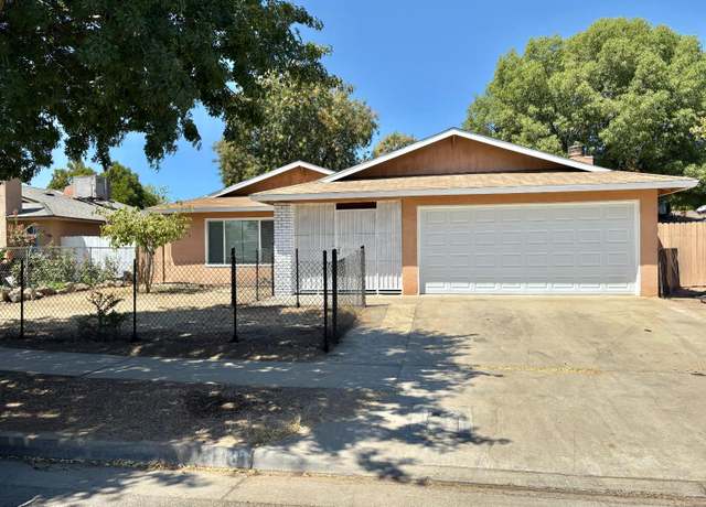 Property at 1212 Philip St, Madera, CA 93638, 3 beds, 1.5 baths