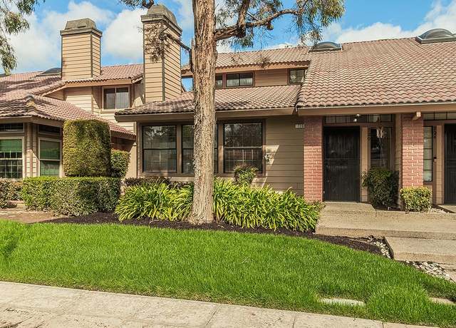 Property at 720 E Magill Ave, Fresno, CA 93710, 3 beds, 2 baths