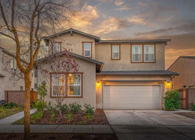 Property at 752 Katelyn Ave, Madera, CA 93636, 4 beds, 3 baths