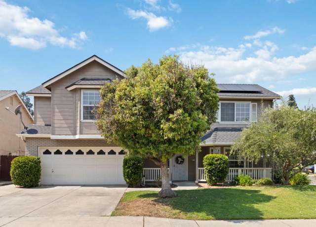 Property at 8181 N Backer Ave, Fresno, CA 93720, 5 beds, 4 baths
