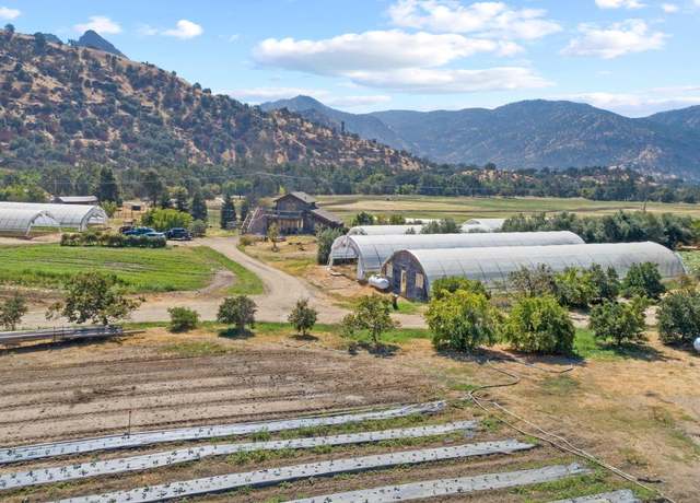 Property at 41829 N Fork Dr, Three Rivers, CA 93271, 3 beds, 3.75 baths
