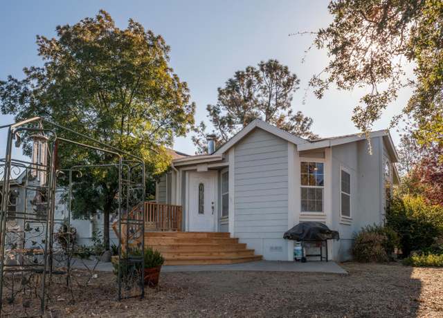 Property at 34689 Whispering Springs Ln, Tollhouse, CA 93667, 3 beds, 2 baths