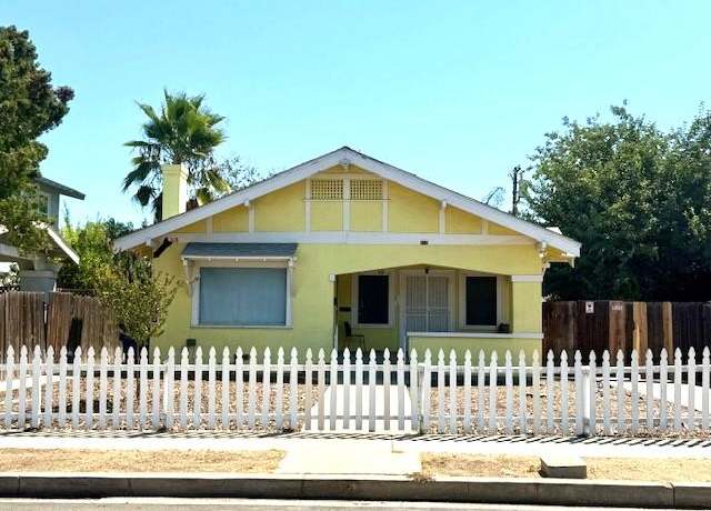Property at 616 N Echo Ave, Fresno, CA 93728, 4 beds, 2.25 baths