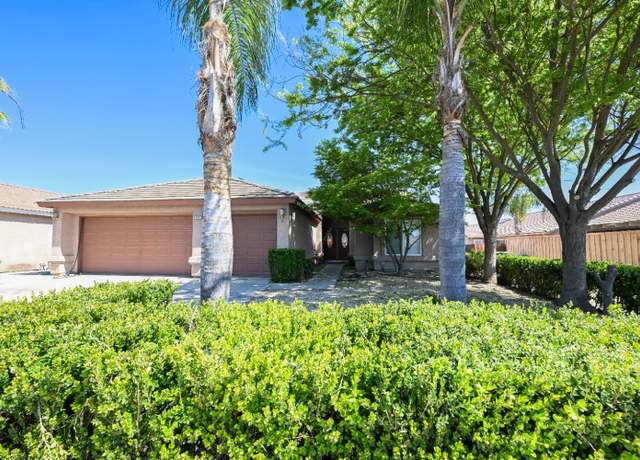 Property at 1135 Raffer Johnson Dr, Kingsburg, CA 93631, 4 beds, 3.25 baths