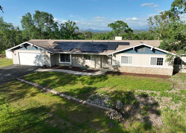 Property at 29865 Horseshoe Dr, Coarsegold, CA 93614, 3 beds, 2 baths
