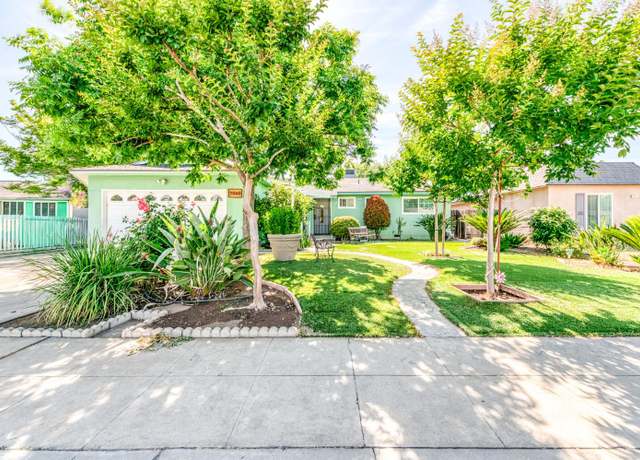 Property at 2860 Fine Ave, Clovis, CA 93612, 3 beds, 2 baths