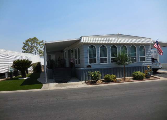 Property at 221 W Herndon #66, Pinedale, CA 93650, 2 beds, 1.75 baths