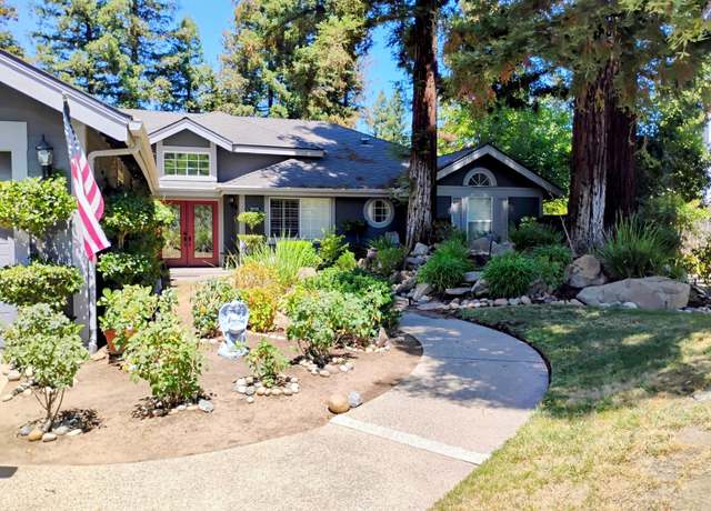Property at 9098 N Cherryhill Ln, Fresno, CA 93720, 3 beds, 2.25 baths