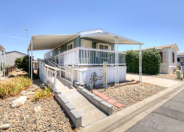 Property at 1218 E Cleveland Ave #86, Madera, CA 93638, 2 beds, 1 bath