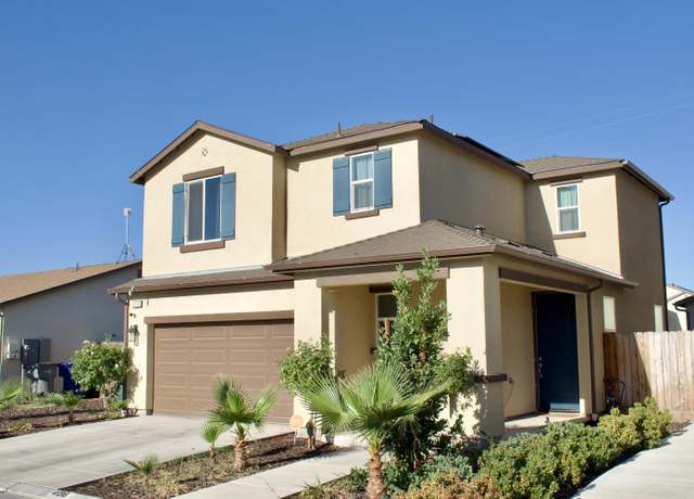 Property at 4136 N Vaughan Ave, Fresno, CA 93723, 3 beds, 2.5 baths