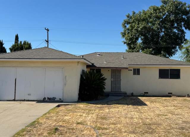 Property at 568 W Keats Ave, Clovis, CA 93612, 3 beds, 1 bath