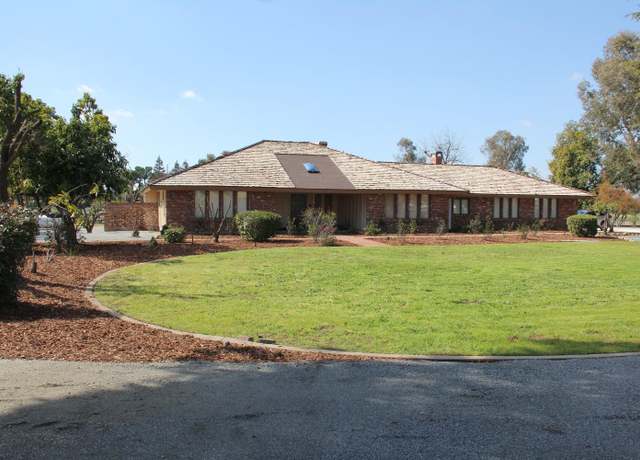 Property at 1945 N Armstrong, Fresno, CA 93727, 3 beds, 3 baths