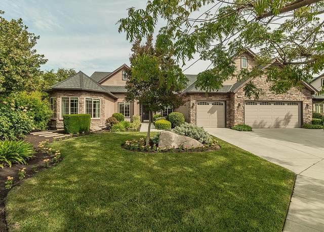 Property at 1707 N Karen Ave, Clovis, CA 93619, 5 beds, 3 baths