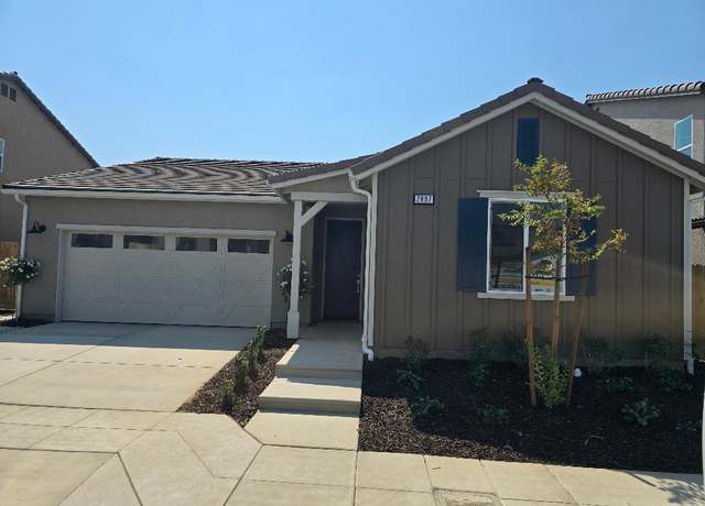 Property at 2897 E Corteza Dr, Fresno, CA 93730, 3 beds, 2.5 baths