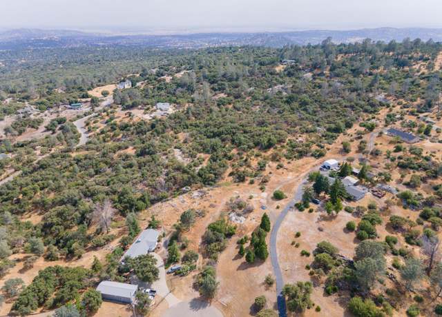 Property at 9 Ac Quartz Ridge Ct, Coarsegold, CA 93614