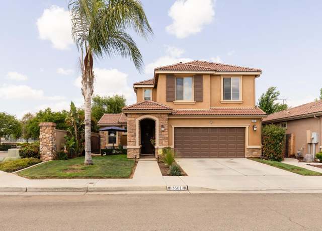 Property at 3501 Buckingham Ave, Clovis, CA 93619, 3 beds, 2.75 baths