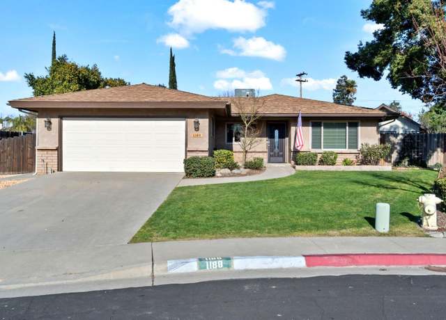 Property at 1188 W Oak Drive Cir, Reedley, CA 93654, 3 beds, 2 baths
