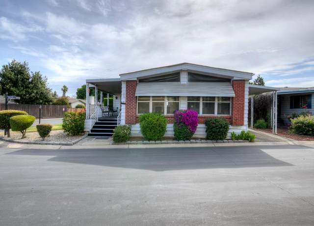 Property at 336 E Alluvial Ave #306, Fresno, CA 93720, 2 beds, 2 baths