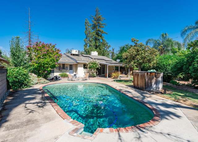Property at 4678 N Thorne Ave, Fresno, CA 93704, 3 beds, 1.25 baths