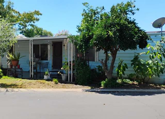 Property at 9360 N Blackstone Ave #238, Fresno, CA 93720, 2 beds, 1.5 baths