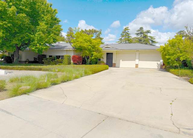 Property at 1436 W Keats Ave, Fresno, CA 93711, 3 beds, 2.5 baths