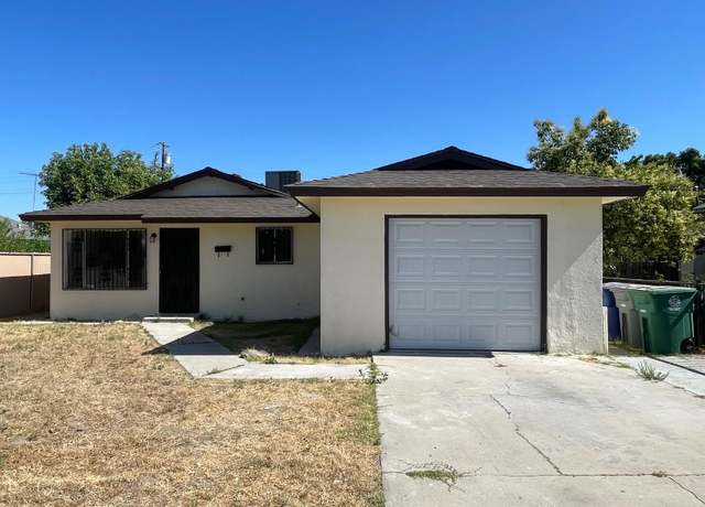 Property at 2452 Knowles St, Selma, CA 93662, 3 beds, 1 bath
