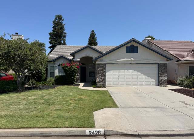 Property at 2428 E Emilie Ave, Fresno, CA 93730, 3 beds, 2 baths