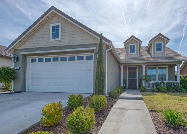 Property at 408 Grant Ave W, Madera, CA 93636, 3 beds, 2 baths