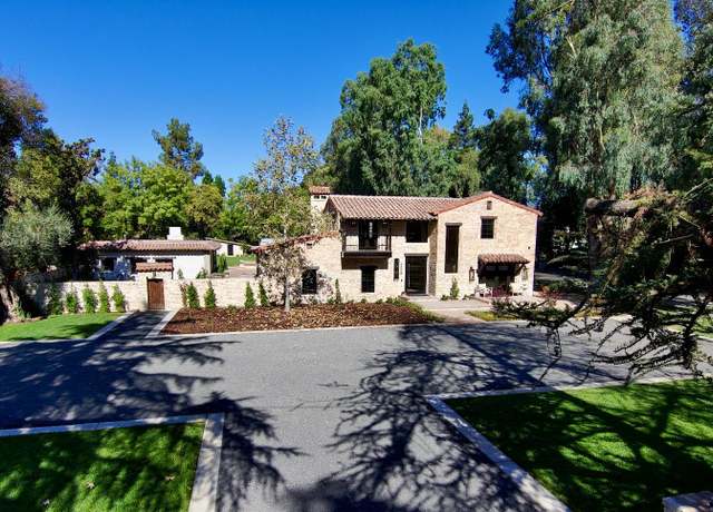 Property at 4689 N Van Ness Blvd, Fresno, CA 93704, 4 beds, 5.5 baths