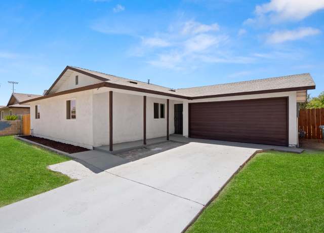 Property at 2557 Jackson St, Selma, CA 93662, 3 beds, 1.75 baths