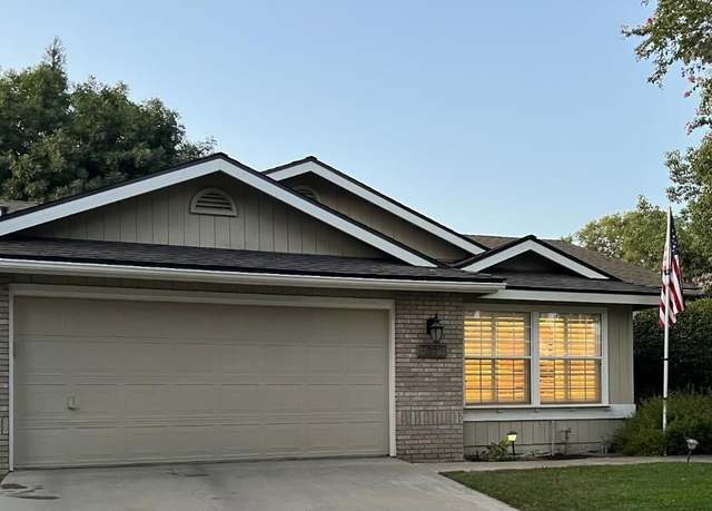 Property at 6022 W Howard Ct, Visalia, CA 93277, 3 beds, 2 baths