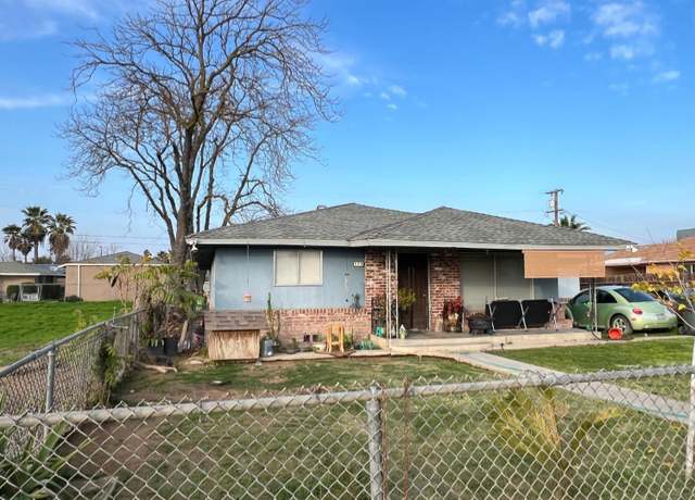 Property at 329 E Kaviland Ave, Fresno, CA 93706, 3 beds, 1.5 baths