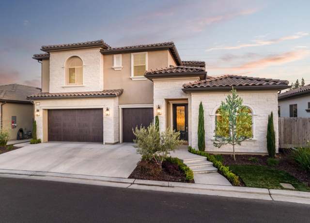 Property at 2591 E Via Cesena Dr, Fresno, CA 93730, 5 beds, 4.5 baths
