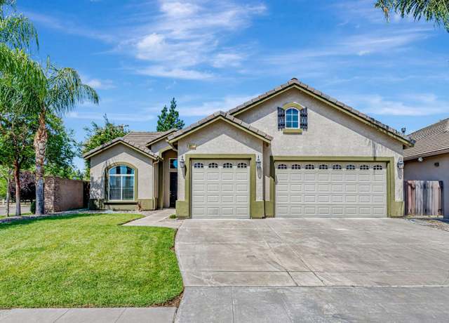 Property at 8677 N John Albert Ave, Fresno, CA 93720, 4 beds, 2 baths