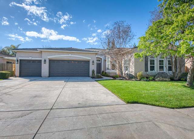 Property at 8389 N Paula Ave, Fresno, CA 93720, 4 beds, 2.5 baths
