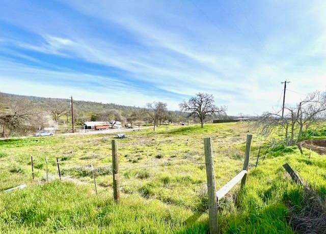Property at 4 Valley St St, Raymond, CA 93653