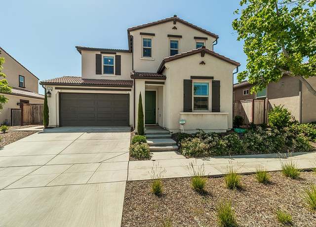 Property at 4254 Oak Knoll Rd, Madera, CA 93636, 4 beds, 3 baths