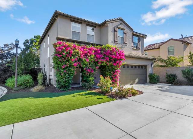Property at 1303 Johnson Ln, Clovis, CA 93619, 3 beds, 2.5 baths