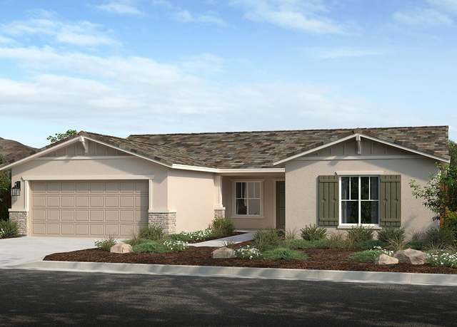 Property at 3275 Lourdes Ave, Clovis, CA 93619, 4 beds, 2 baths